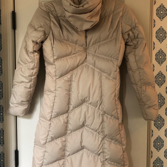 WOMENS PATAGONIA DOWN PUFFER HOODED PARKA, SIZE XS - Picture 2 of 14